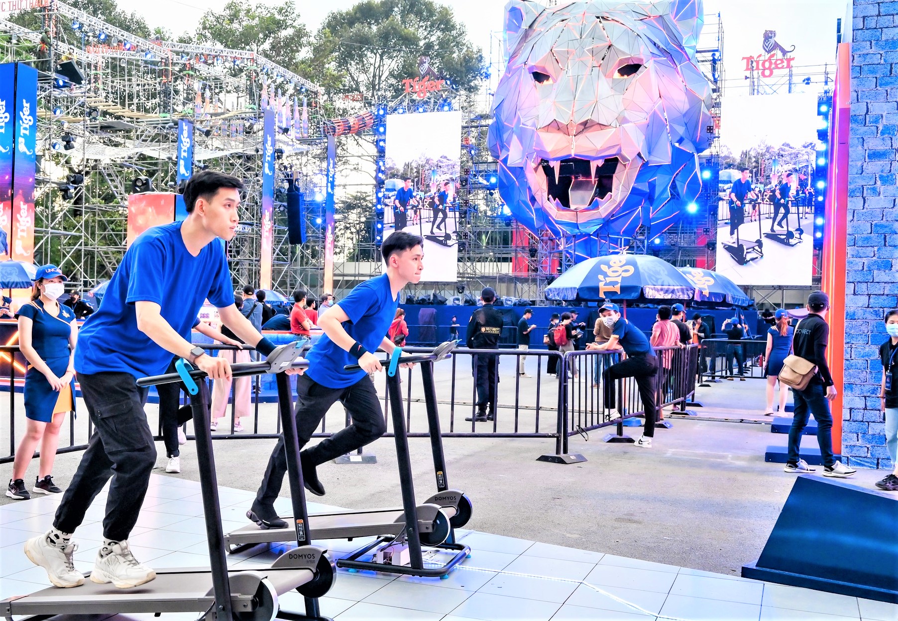 Khởi động nhẹ nhàng tại khu vực Tiger Platinum với thử thách chạy bền trên máy…