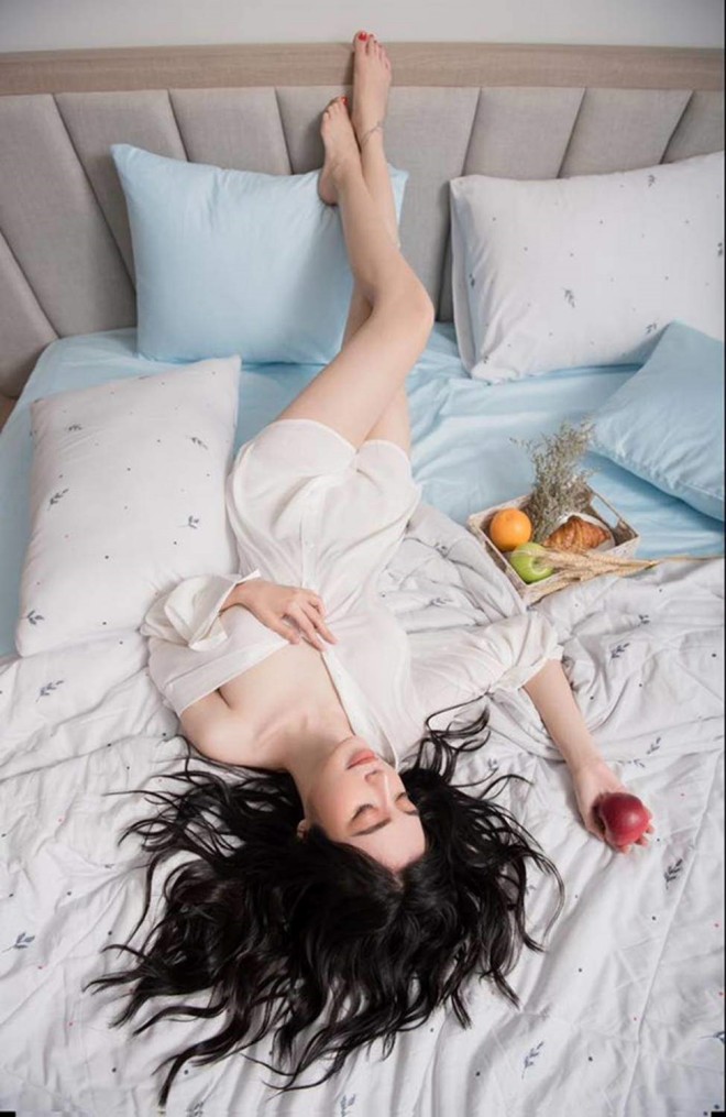 Mai Phương Thúy, Minh Hằng... diện sơ mi trắng hút hàng nghìn lượt like - 10