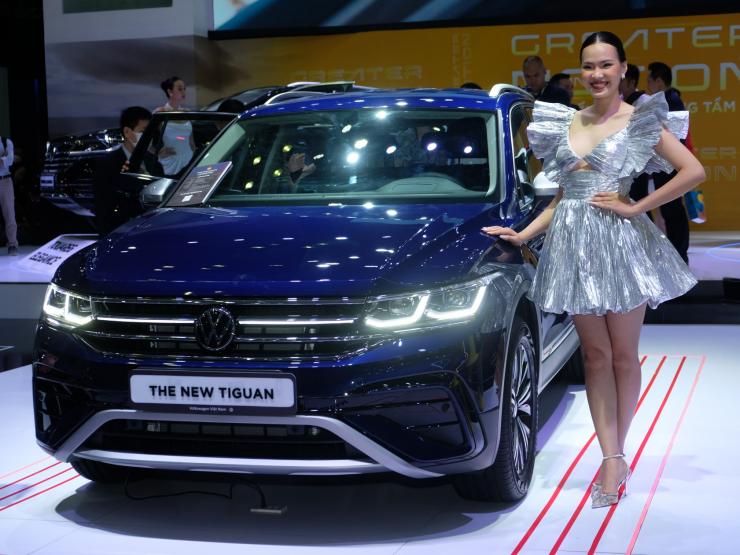 Ngắm xe - Tiguan Allspace 2023: SUV với nhiều thay đổi nhỏ nhưng rất "đắt giá" của Volkswagen