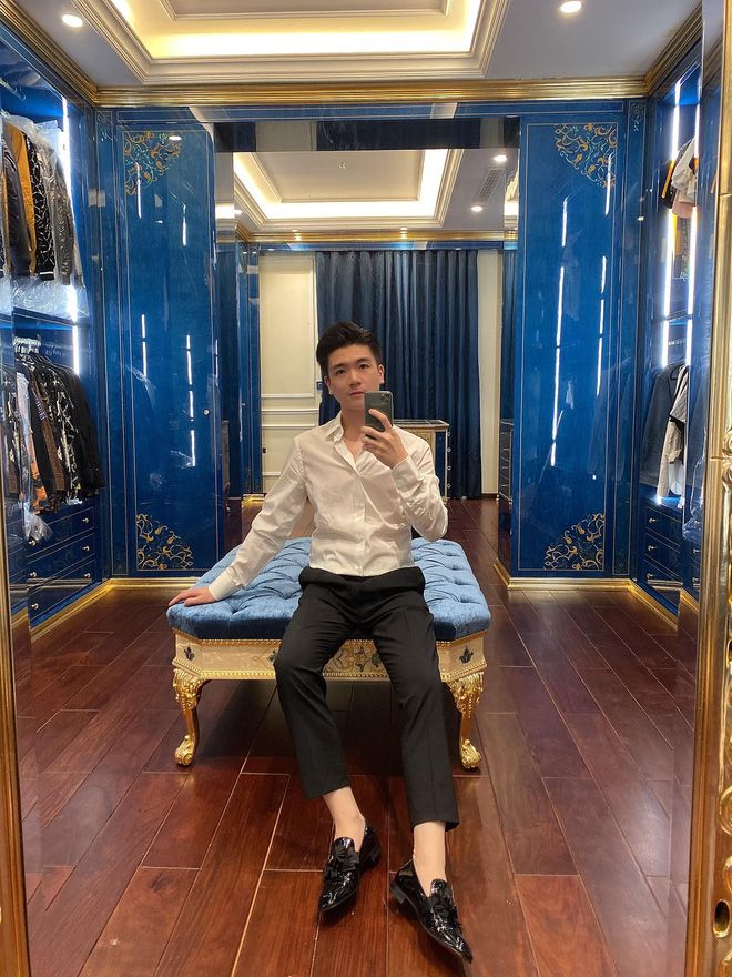 Phòng thay đồ lộng lẫy