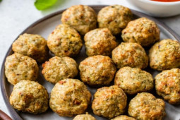 Ẩm thực - Làm thịt viên chiên đơn giản, gọn nhẹ chỉ với vài phút nhờ công thức này