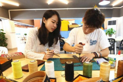 Bạn trẻ - Cuộc sống - Mưu sinh từ năm 16 tuổi, cô gái lập công ty, kiếm tiền khủng