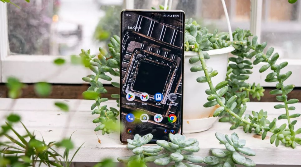 Màn hình của Pixel 7 Pro chưa có độ sáng cao.