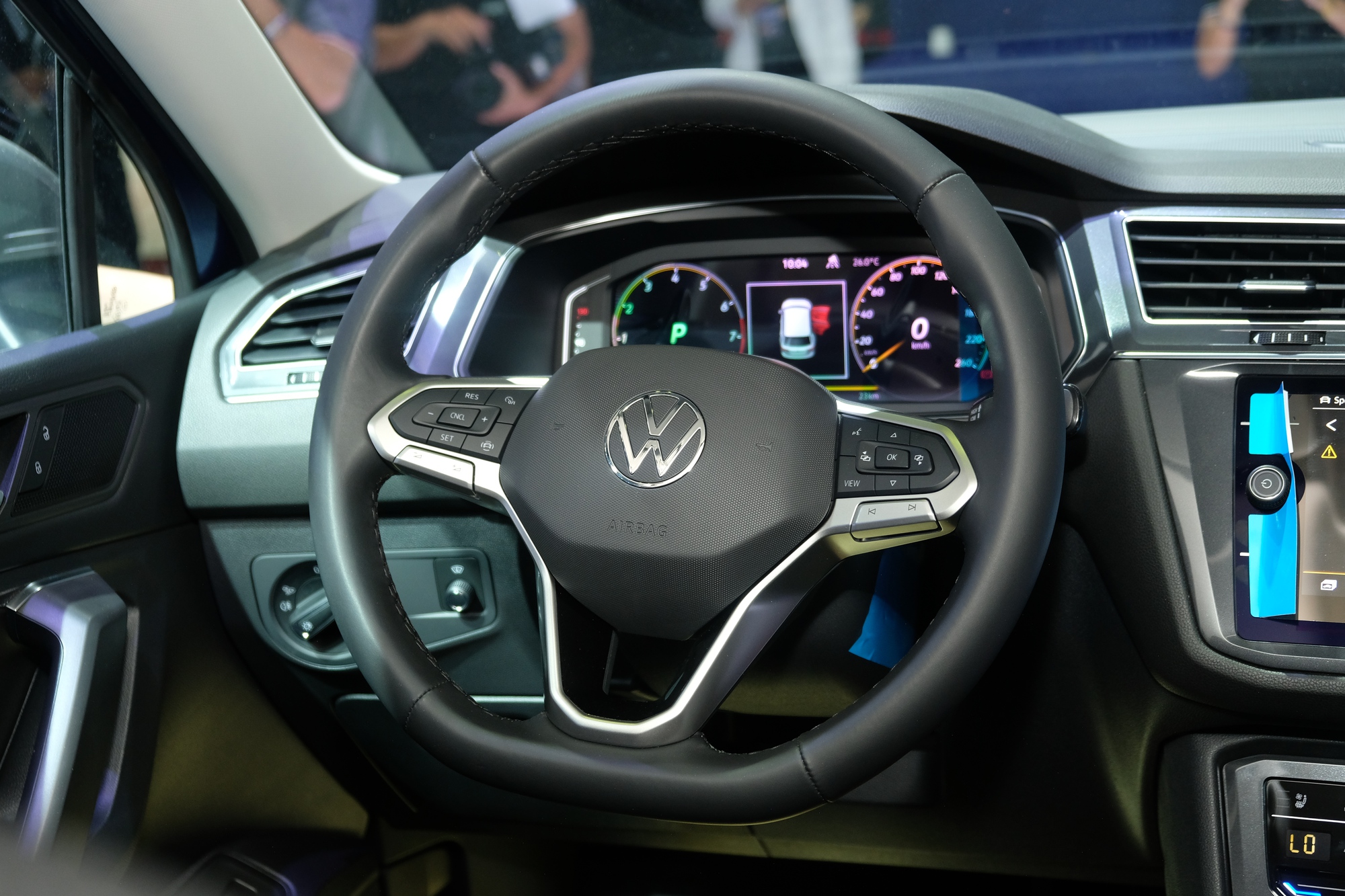 Tiguan Allspace 2023: SUV với nhiều thay đổi nhỏ nhưng rất &#34;đắt giá&#34; của Volkswagen - 3
