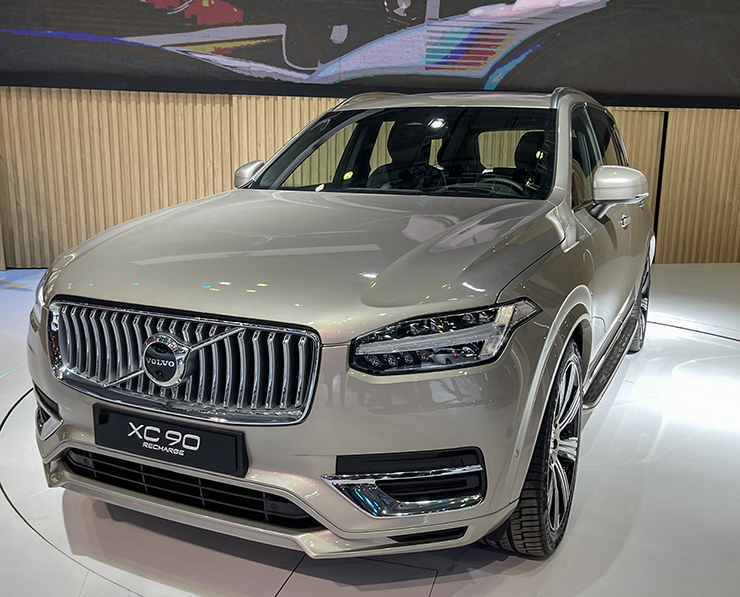 Volvo Việt Nam trưng bày loạt xe gói nâng cấp Ultimate tại triển lãm VMS 2022 - 7