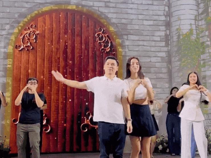 Đời sống Showbiz - Sau vài ngày cưới Chủ tịch Hà Nội FC, Đỗ Mỹ Linh nhận ngay "món quà" hàng trăm tỷ