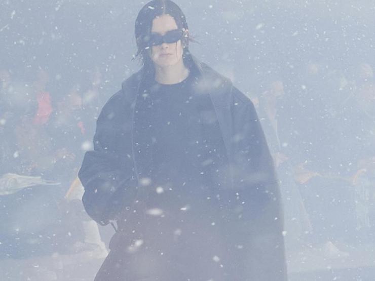 Thời trang - Balenciaga gây sốc với công nghệ mới sau khi chia tay Kanye West