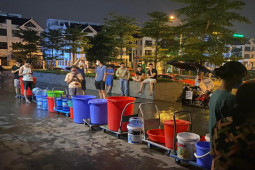 Tin tức trong ngày - Hà Nội: Tạm dừng cấp nước sạch sông Đà từ tối 29/10