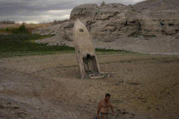 Thế giới - Hồ Mead ở Mỹ: Nước càng rút, càng thêm rùng rợn