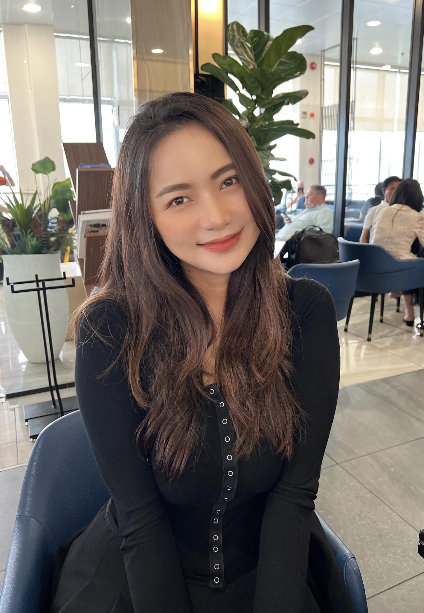 Gái xinh miền Tây được chồng hơn 26 tuổi cho hết tài sản trăm tỷ, giàu &#34;khủng khiếp&#34; cỡ nào? - 5