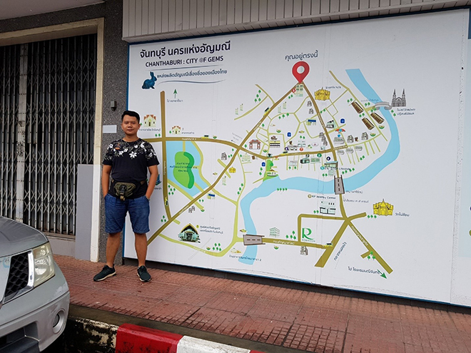 Đỗ Quang Khánh trong chuyến hành trình săn đá quý tại chảo lửa Chanthaburi - Thái Lan