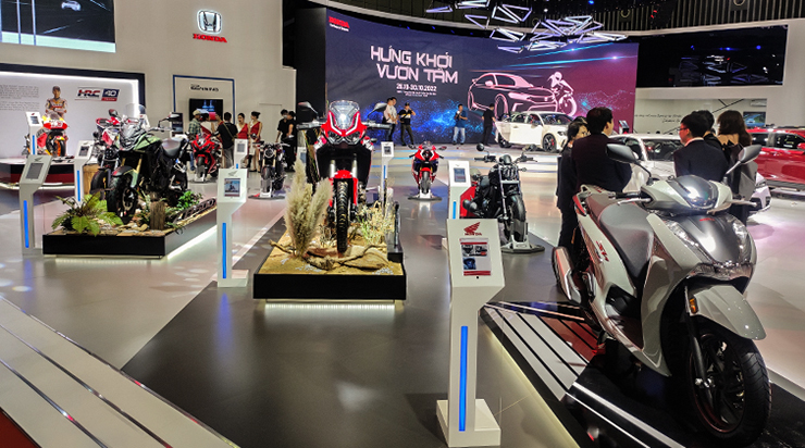 Honda tung loạt xe mô tô phân khối lớn tại VMS 2022 - 1