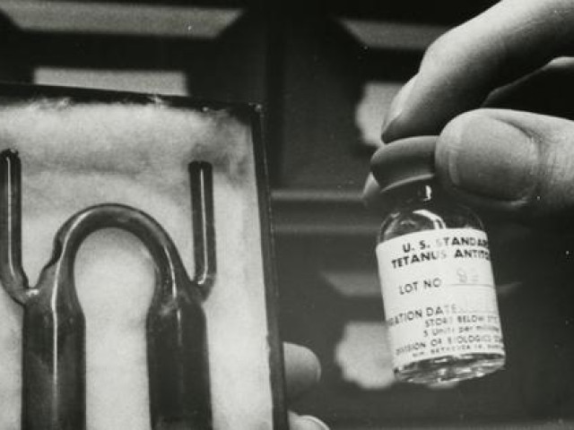 Sức khỏe đời sống - Trước khi tìm ra vắc-xin, uốn ván đã tồn tại hàng trăm triệu năm mà không có phương pháp chữa