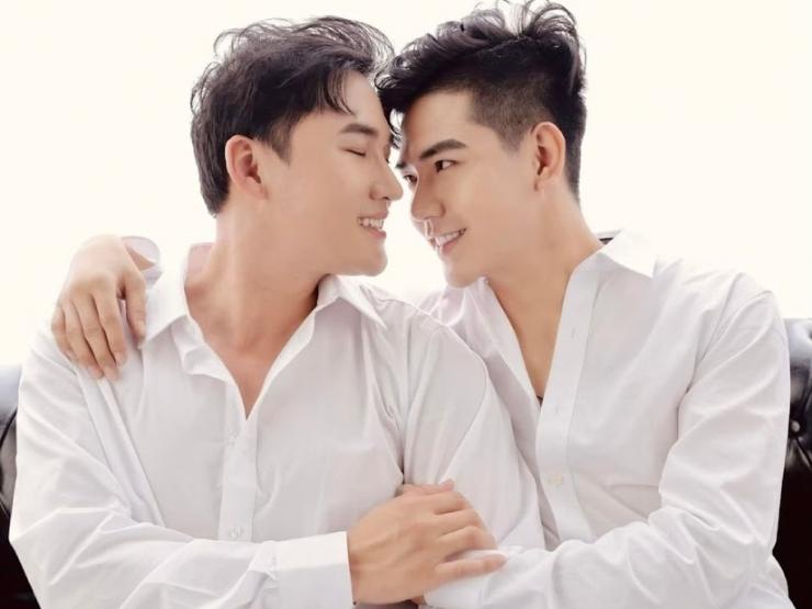 Đời sống Showbiz - Diễn viên Hà Trí Quang và bạn trai sắp đón "con ruột 100%"