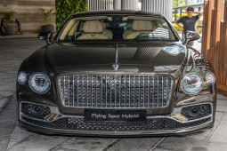 Ngắm xe - Bentley Flying Spur Hybrid chào sân thị trường Đông Nam Á