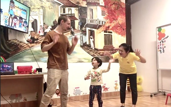 Với sĩ số lớp nhỏ kể cả với lớp học Offline hoặc Online, mọi học viên đều được quan tâm sát sao qua từng buổi