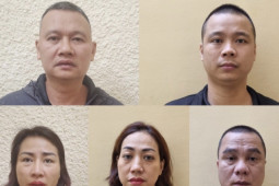 Pháp luật - Bắt “bà trùm” và đồng bọn chuyên cho vay nặng lãi kiêm tổ chức đánh bạc