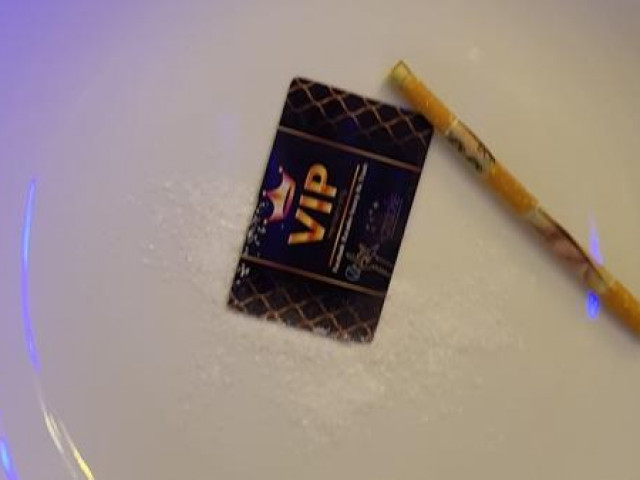 Pháp luật - Quản lý karaoke Blue Bar tổ chức cho khách "bay lắc"
