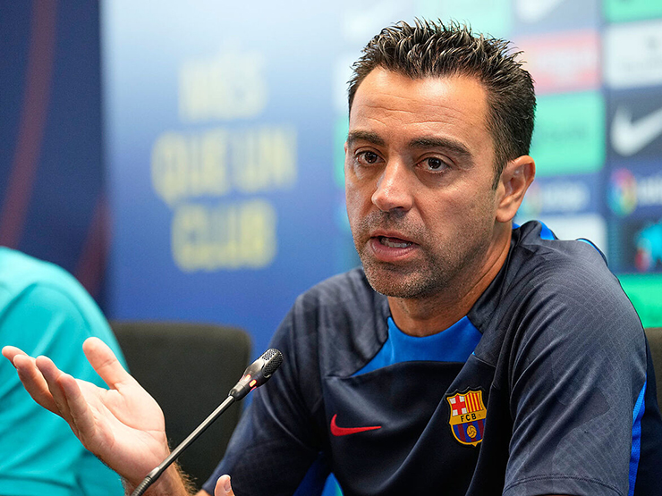 Xavi thừa nhận dễ bị sa thải, hé lộ nhiệm vụ bắt buộc ở Barca