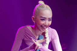 Tóc Tiên quyết chơi "tất tay" trong ngày trở lại