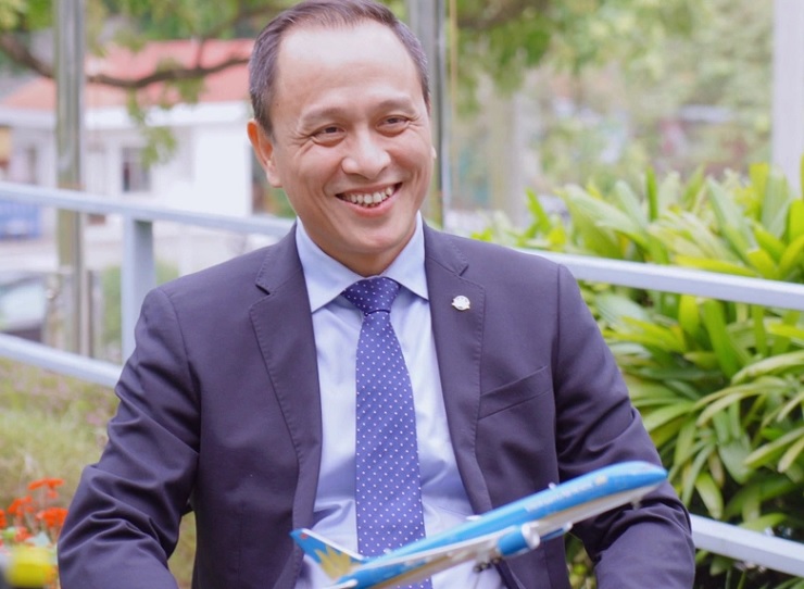 Tổng giám đốc Vietnam Airlines Lê Hồng Hà nhận lương và thù lao cao nhất gần 78 triệu đồng/tháng