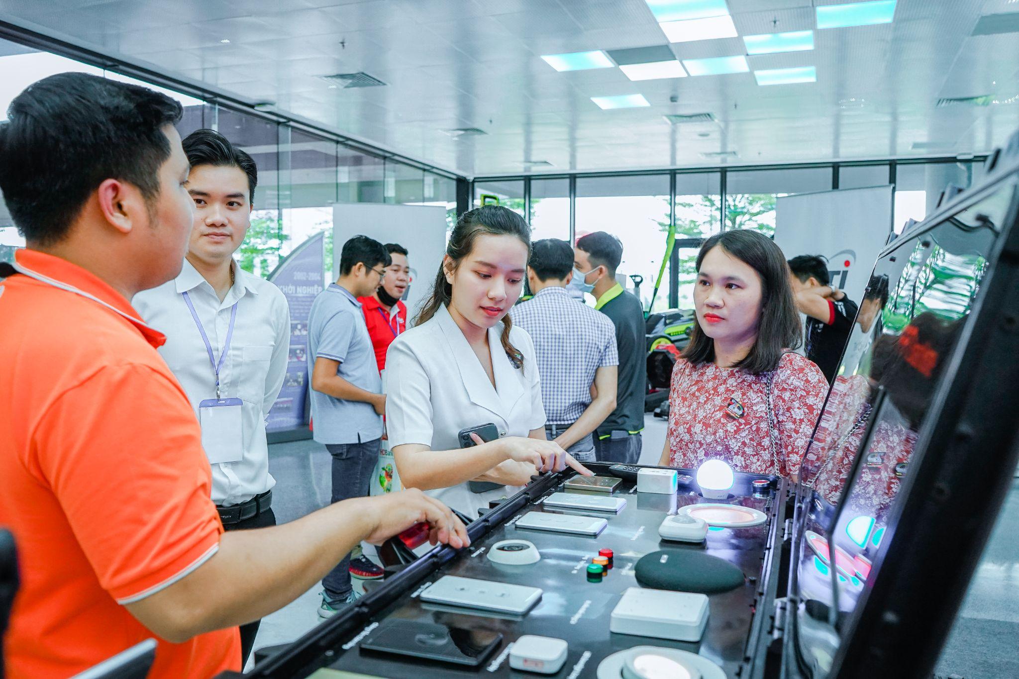 Công nghệ "Make in Việt Nam" của FPT Telecom gây ấn tượng tại lễ kỷ niệm 20 năm Khu Công nghệ cao TPHCM - 4