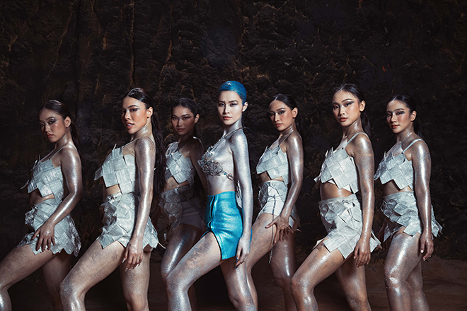 “Chớ Nên Về Sớm” là ca khúc từng được Đông Nhi thể hiện&nbsp;tại sân khấu chung kết Miss Grand Việt Nam