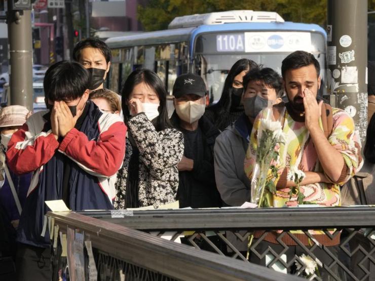 Thế giới - 3 cuộc tụ tập, hơn 400 mạng người