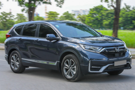 Giá xe Honda CR-V niêm yết và lăn bánh tháng 11/2022