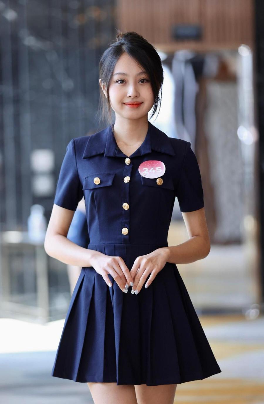 Nữ sinh Hoa Lư có chỉ số nhân trắc học của hiếm, được đặc cách tại Hoa hậu Việt Nam - 3