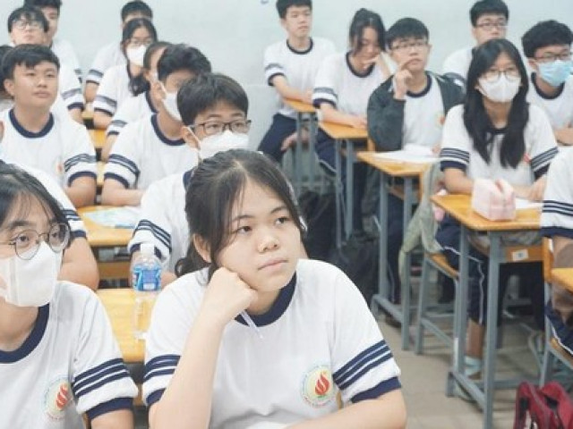 Giáo dục - du học - Học sinh hứng thú khi đề Văn có phần trắc nghiệm