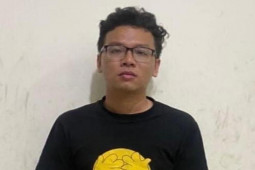 Pháp luật - Nghe “thầy bói phán”, cô gái trẻ chuyển 2,2 tỉ đồng để mua tranh “giải hạn”