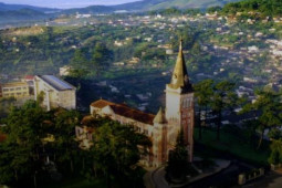 Du lịch - Thành phố nào được ví là "tiểu Paris" của Việt Nam?