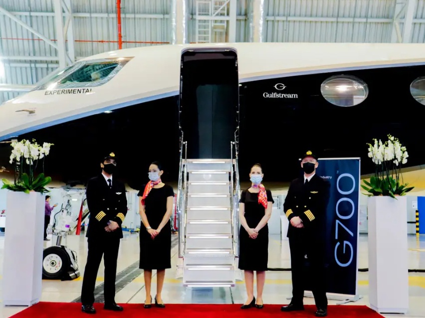Theo trang Austonia, tỷ phú Mỹ, Giám đốc điều hành hãng xe điện Tesla – ông Elon Musk đã đặt mua một chiếc máy bay mới, đứng hàng đầu trên thị trường máy bay tư nhân, đó là chiếc Gulfstream G700.&nbsp;