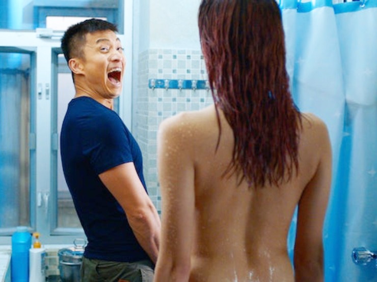 Phim - Á hậu 9X gây sốt với cảnh phim bán nude, khoe lưng trần táo bạo