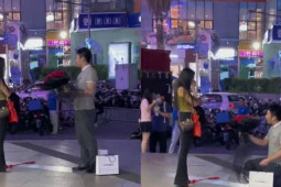 Bạn trẻ - Cuộc sống - Cầu hôn bất thành, người đàn ông làm một việc khiến ai nấy vừa sốc vừa buồn cười