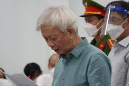 Tin tức trong ngày - Hai cựu chủ tịch Khánh Hòa lại bị truy tố