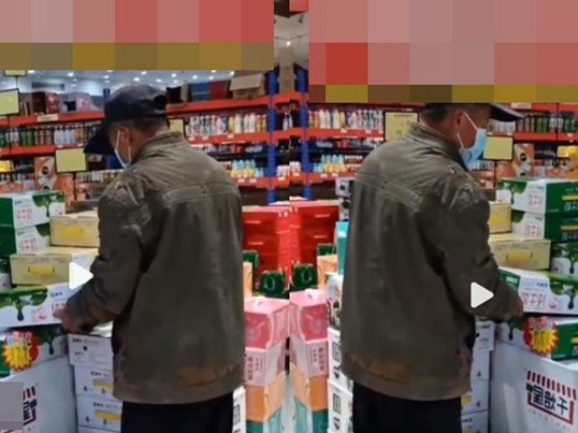 Phi thường - kỳ quặc - Thấy vị khách cầm lên đặt xuống thùng sữa, nữ nhân viên đến hỏi thăm và có hành động bất ngờ