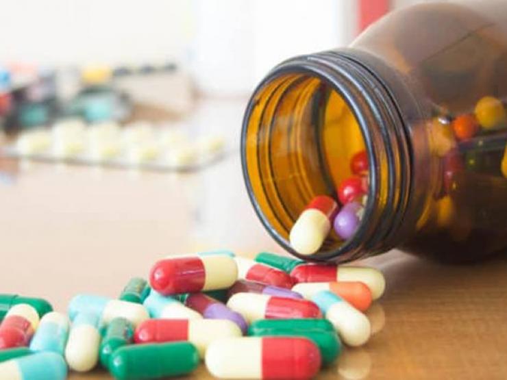 Sức khỏe đời sống - "Sử dụng kháng sinh bừa bãi sẽ có ngày người bệnh chết trên đống thuốc"