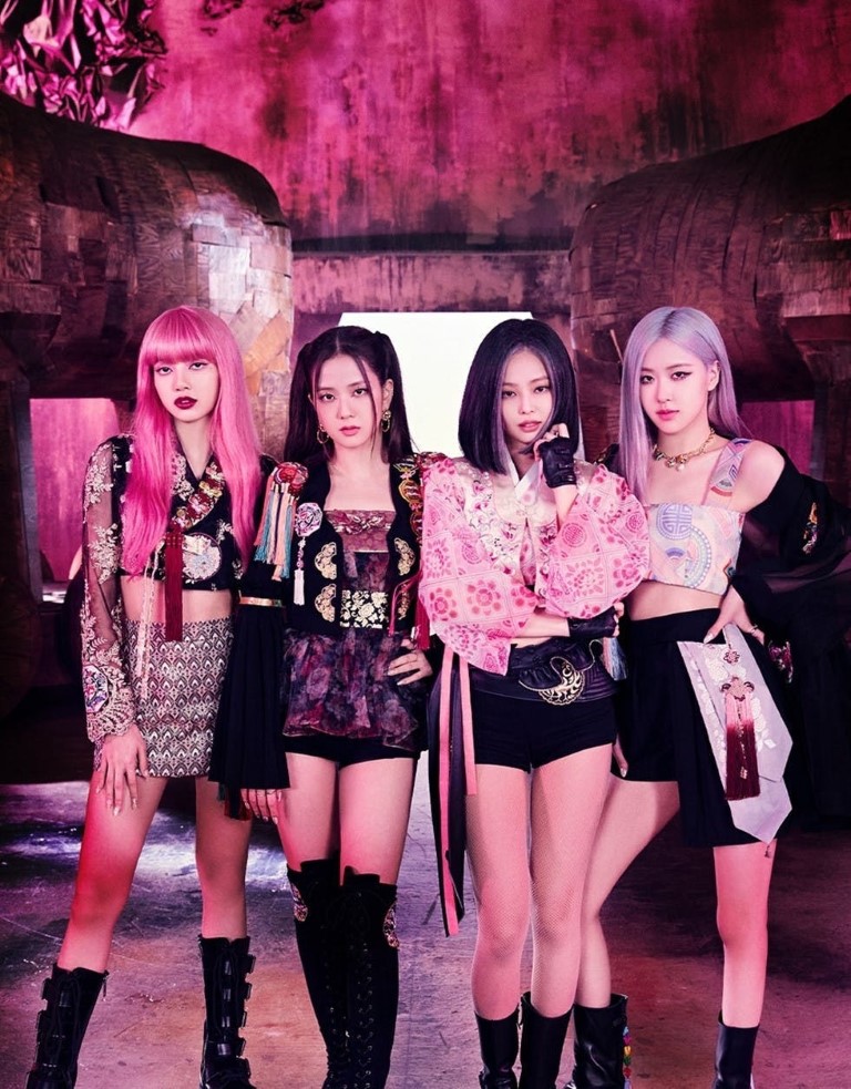 Blackpink và sự thay đổi phong cách theo năm tháng - 9