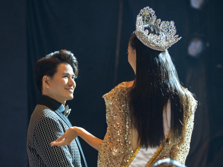 Giải trí - MC Vũ Mạnh Cường hé lộ về tin nhắn riêng cho hoa hậu Thùy Tiên, Bảo Ngọc...