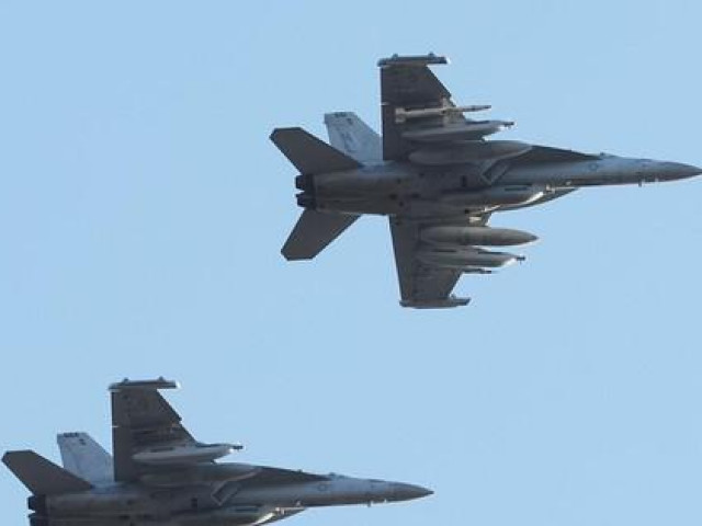180 máy bay Triều Tiên áp sát biên giới Hàn Quốc
