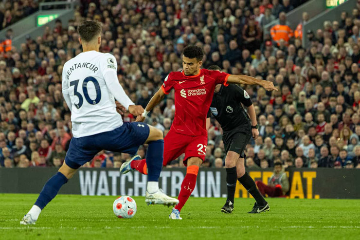 Liverpool từng bị Tottenham cầm hòa 1-1 cuối mùa trước và hụt hơi đua vô địch giải Ngoại hạng Anh với Man City