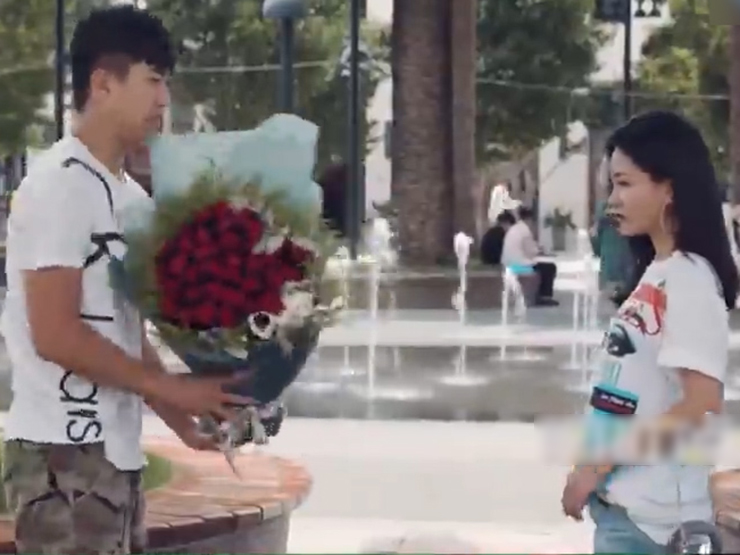 Cười 24H - Được tỏ tình cô gái cũng không muốn "mất lợi thế" trước chàng trai