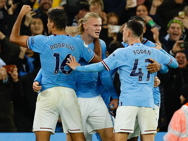 Bóng đá - Nóng bảng xếp hạng Ngoại hạng Anh: Người hùng Haaland đưa Man City "lên đỉnh"