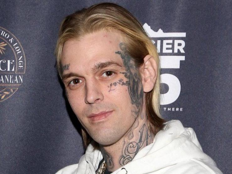 Ca nhạc - MTV - "Hoàng tử nhạc Pop" qua đời ở tuổi 34, được phát hiện trong bồn tắm