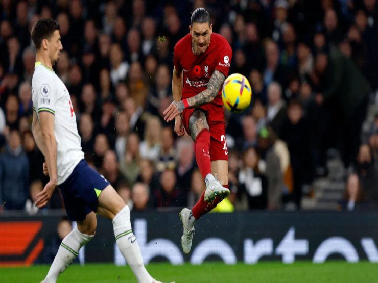 Cực nóng bảng xếp hạng Ngoại hạng Anh: MU - Tottenham sảy chân, top 4 biến động