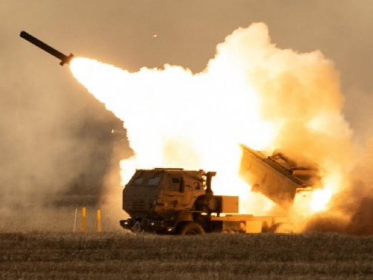 Mức giá đạn tên lửa HIMARS ”đắt không tưởng” được Mỹ bán cho đồng minh