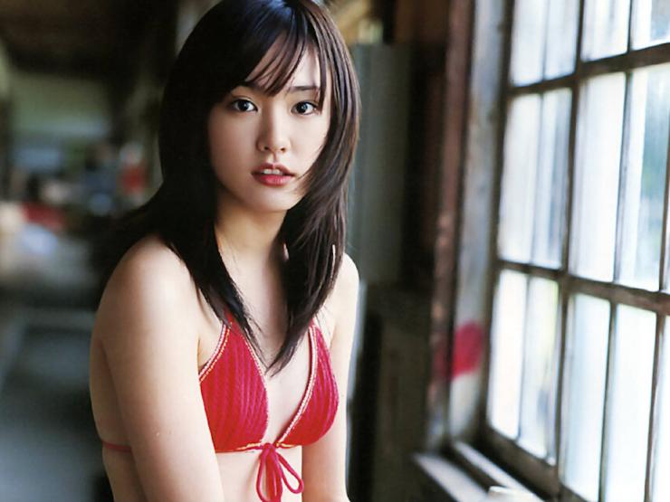 Làm đẹp - "Mỹ nhân được khao khát nhất Nhật Bản" tuổi 34 trẻ đẹp nhờ ngủ nhiều