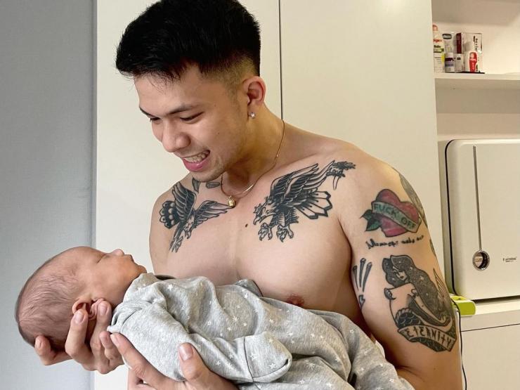 Đàn ông - "Ông bố gen Z" có thu nhập "khủng" nhờ hướng dẫn phối đồ cho nam trên Tik Tok